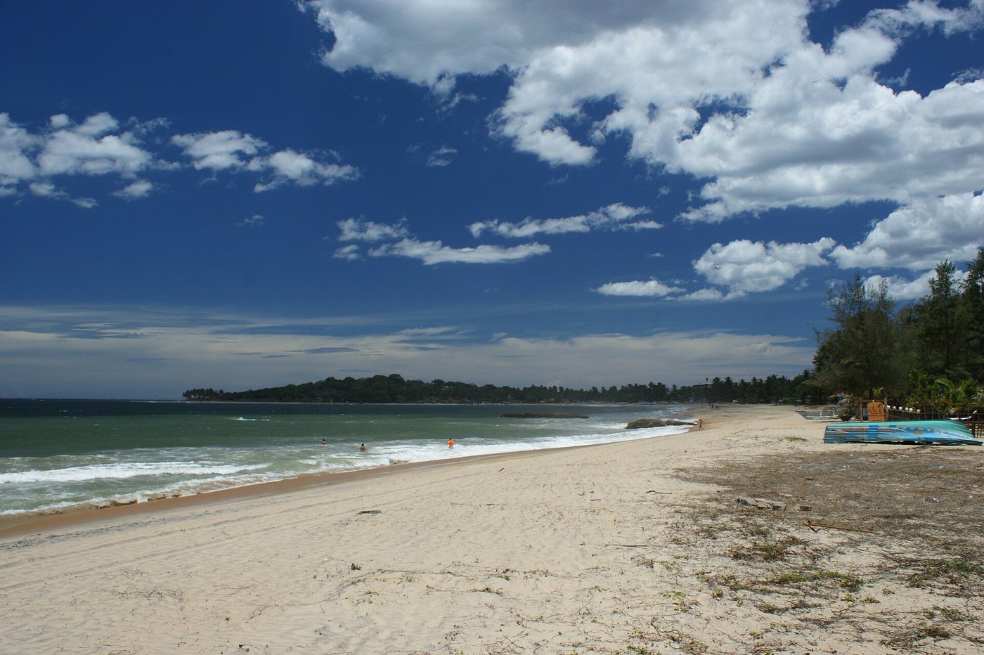 Coastline at Arugam Bay, Sri Lanka's surfing capital