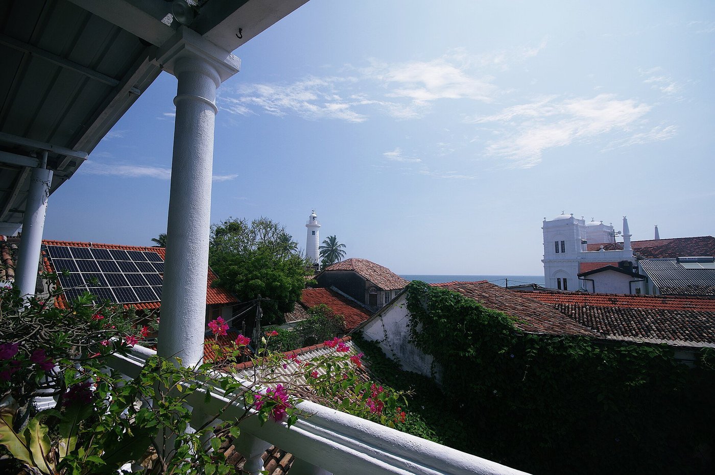Galle Lighthouse inside the fort